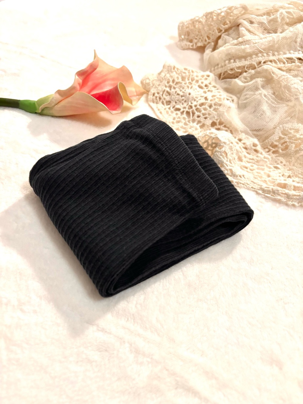 Tea Collection Black Ribbed High‑Stretch Leggings — Size 5 (EUC)